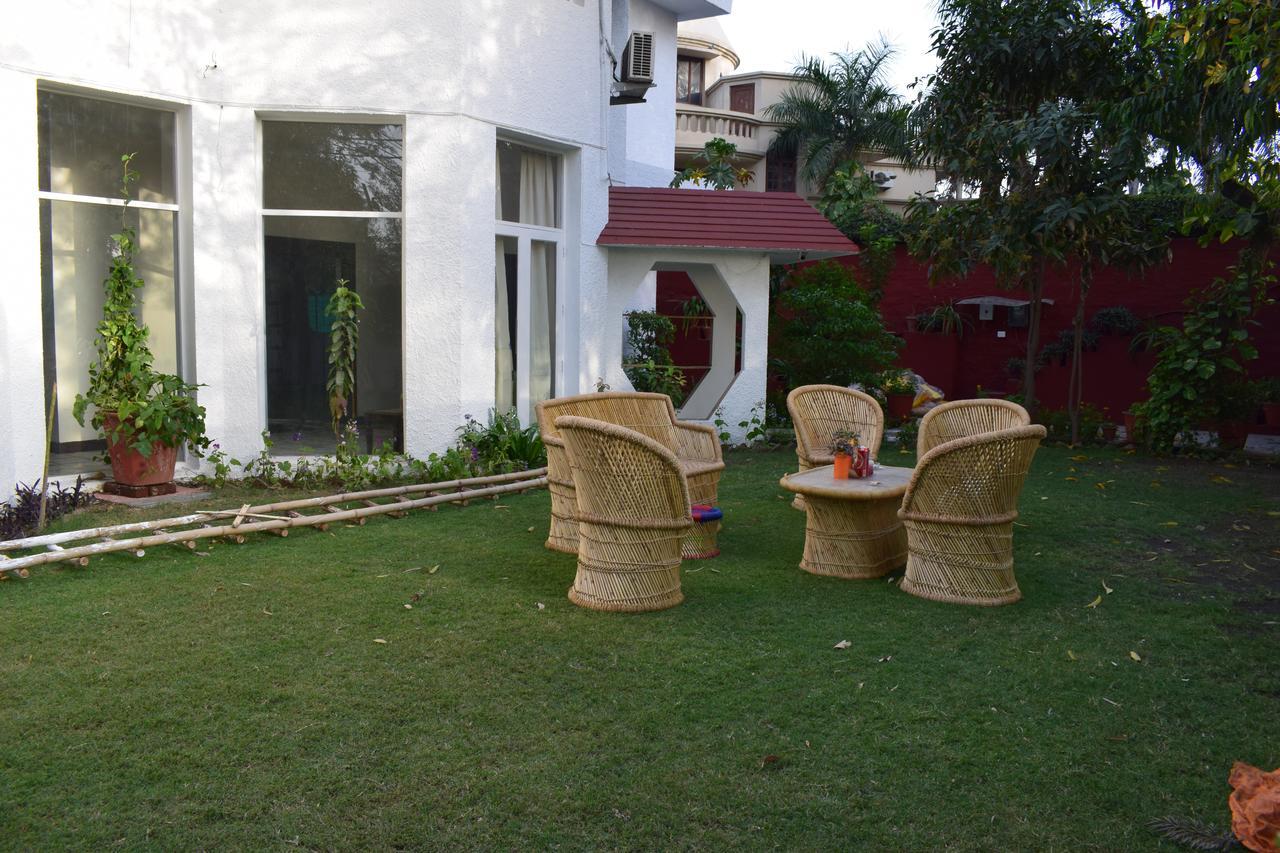 Roots Hostel Nueva Delhi Exterior foto